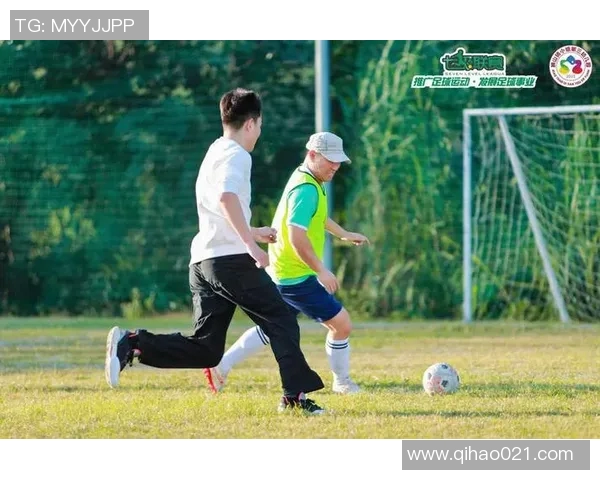 各国足球明星携子共度亲子时光展现温馨家庭生活